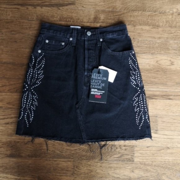Levi's Skirt Red Tab Black Studded Denim New 24 XS - Picture 1 of 9